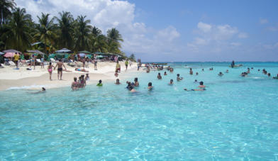 Tour a la isla de Johnny Cay en San Andrés reservas-www.dairo.ws +57 3157245384