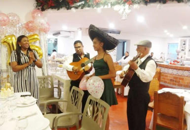 Serenata Sorpresa en San Andrés reservas-www.dairo.ws +57 3157245384