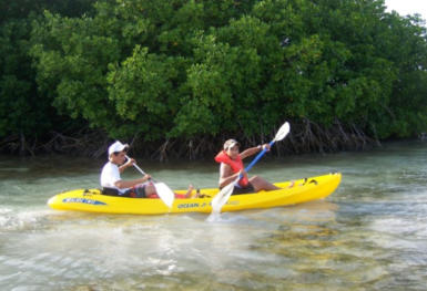 Alquiler de Kayak en San Andrés reservas-www.dairo.ws +57 3157245384